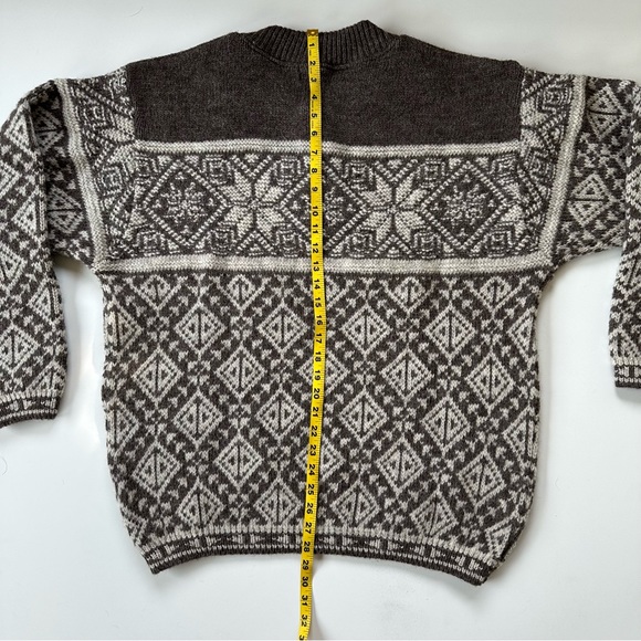 Vintage Quarter Button Henley Sweater 100% Wool, size Large - Picture 4 of 5